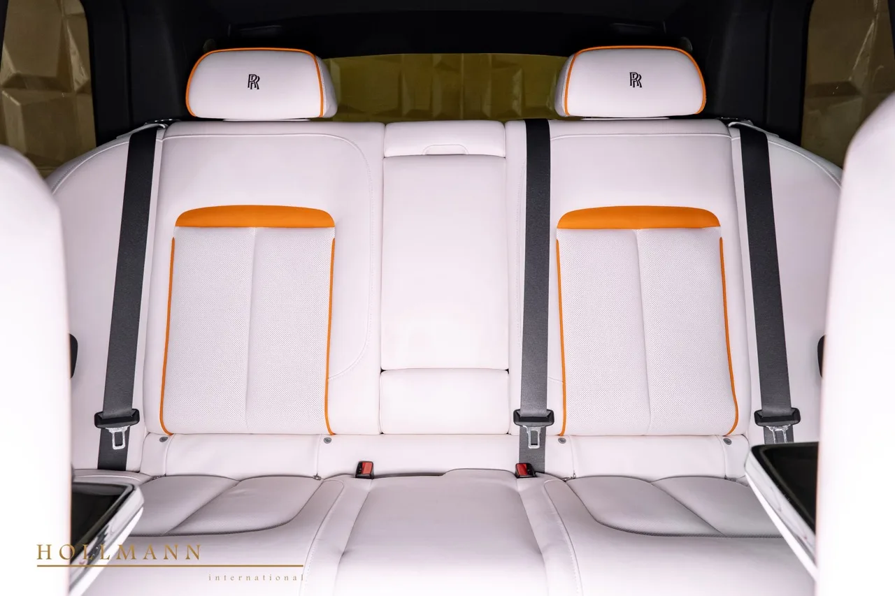 2024 Rolls-Royce Cullinan Series II interior, seats