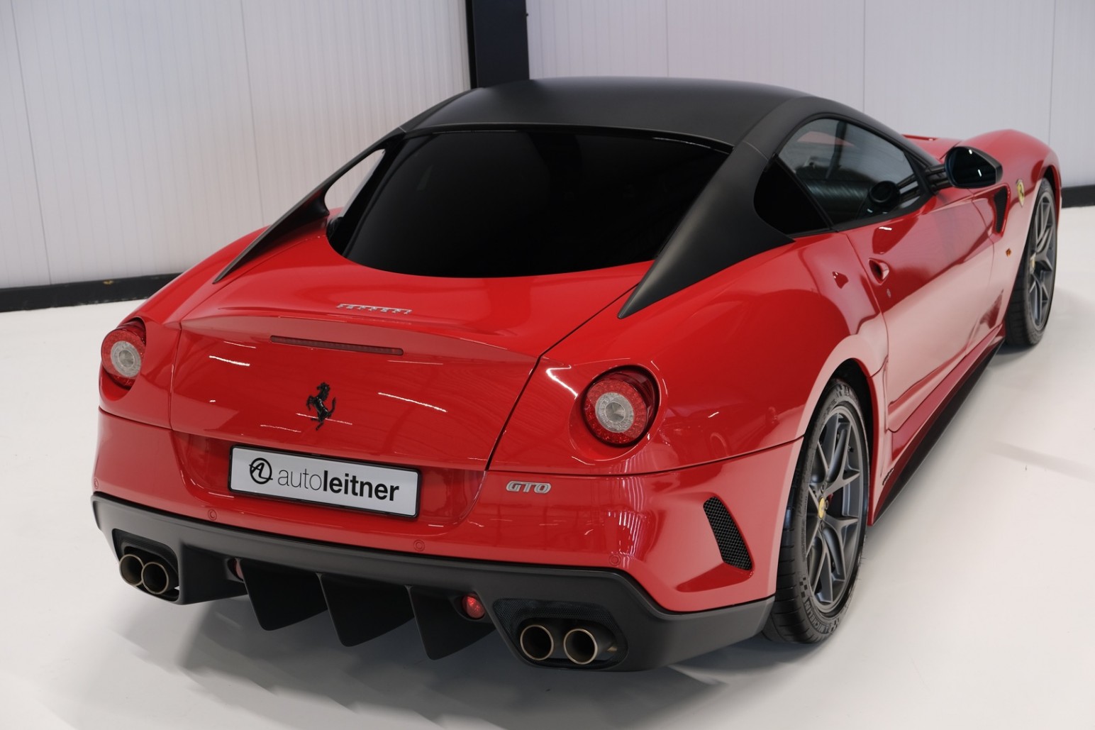 2010 Ferrari 599 GTO in 322 Rosso Corsa, 10/20