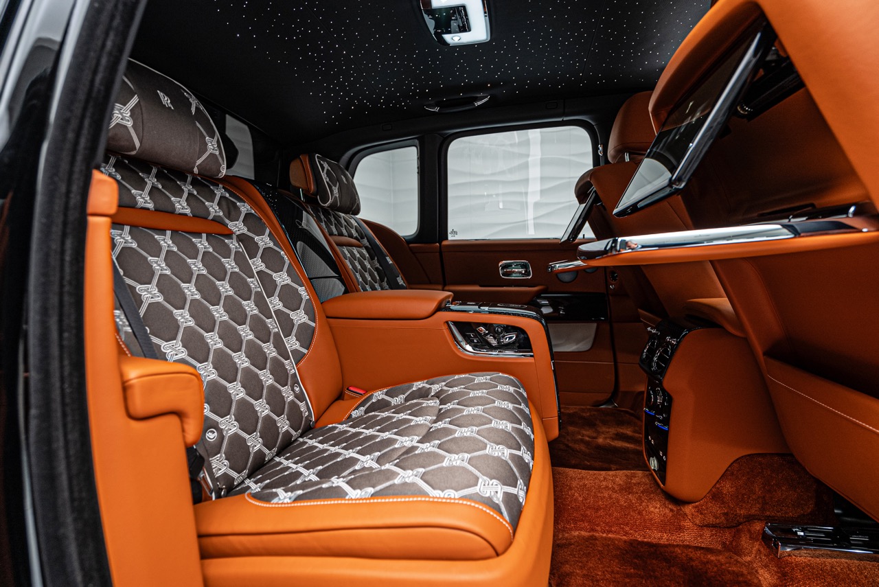 2024 Rolls-Royce Cullinan Black Badge Facelift, 29/31