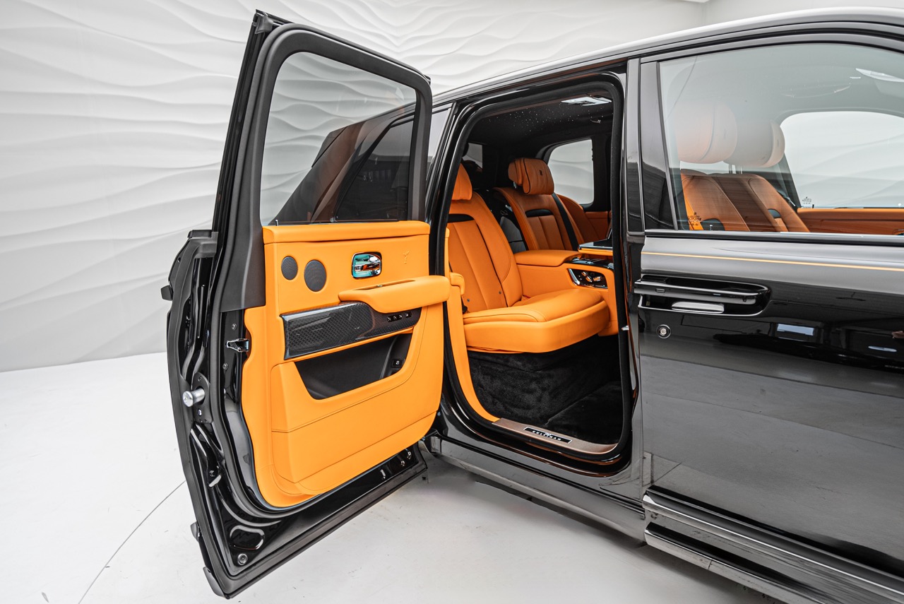 2024 Rolls-Royce Cullinan Black Badge Facelift, 3/31