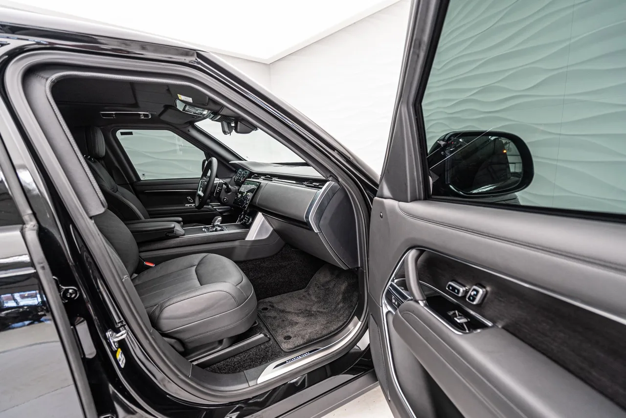 2024 Range Rover Armored B6 Autobiography interior, Ebony