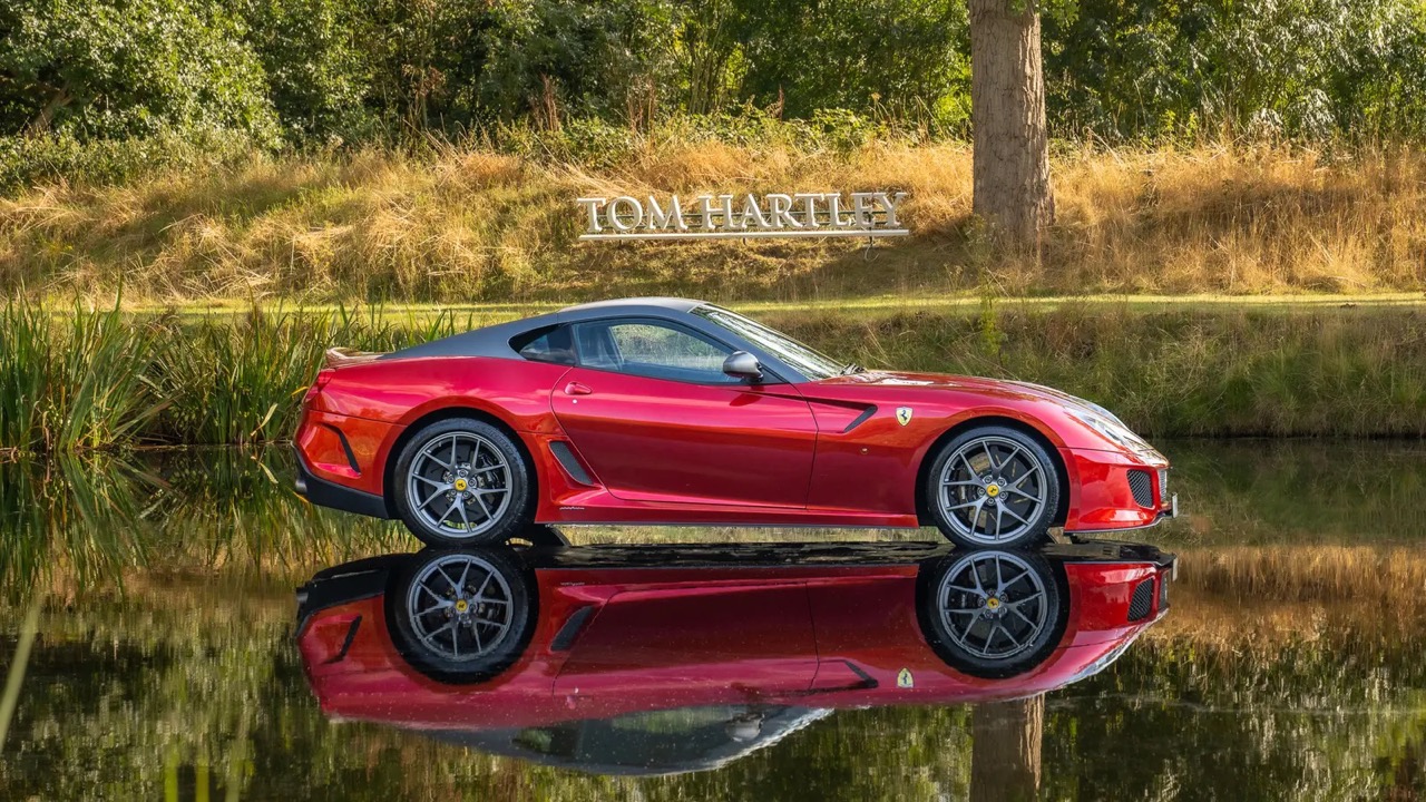 2010 Ferrari 599 GTO, 28/40