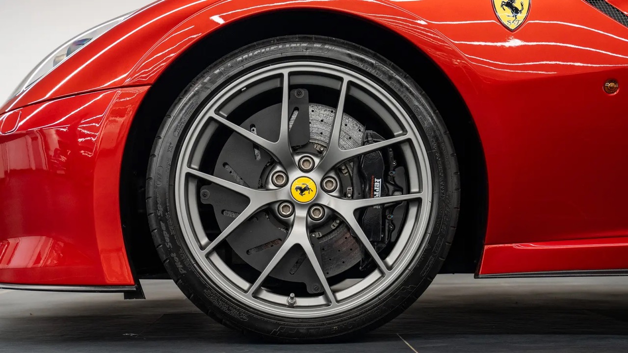 2010 Ferrari 599 GTO, 32/40