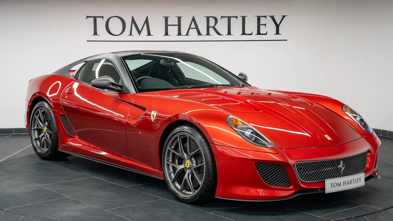 2010 Ferrari 599 GTO, 36/40
