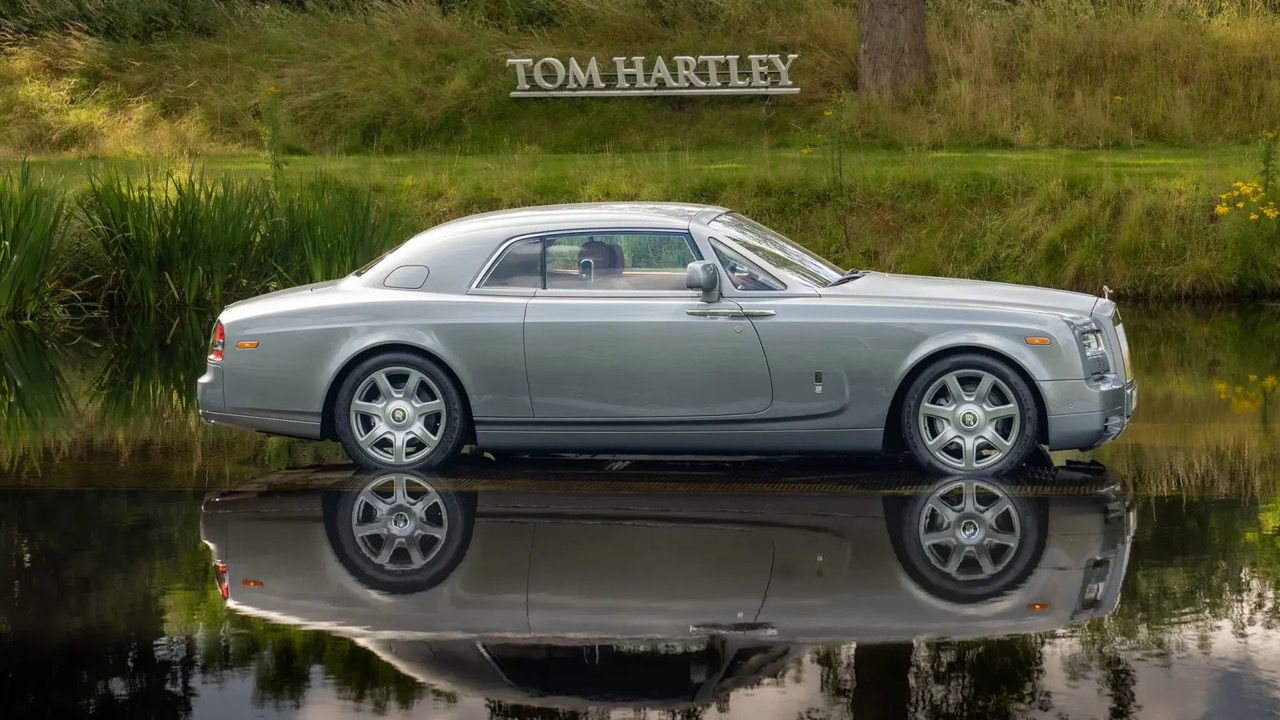 2013 Rolls-Royce Phantom Coupé Aviator Edition, 4/19