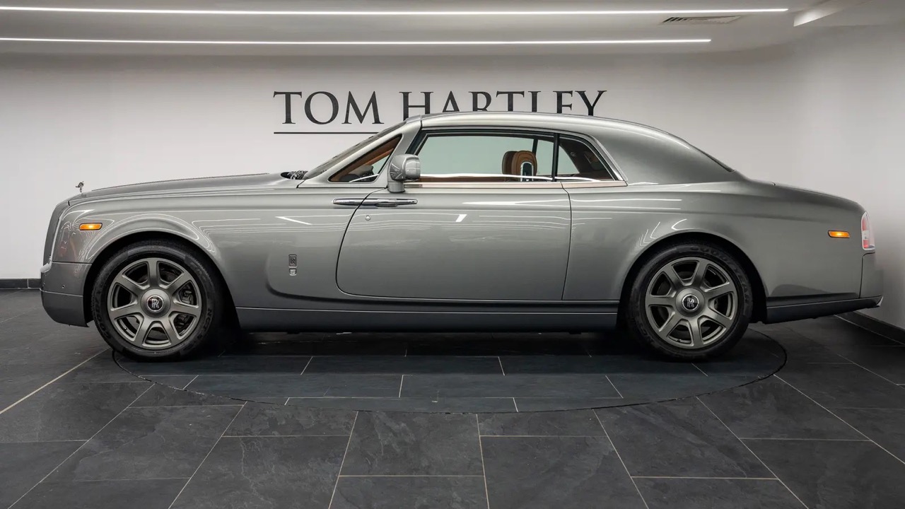 2013 Rolls-Royce Phantom Coupé Aviator Edition, 6/19