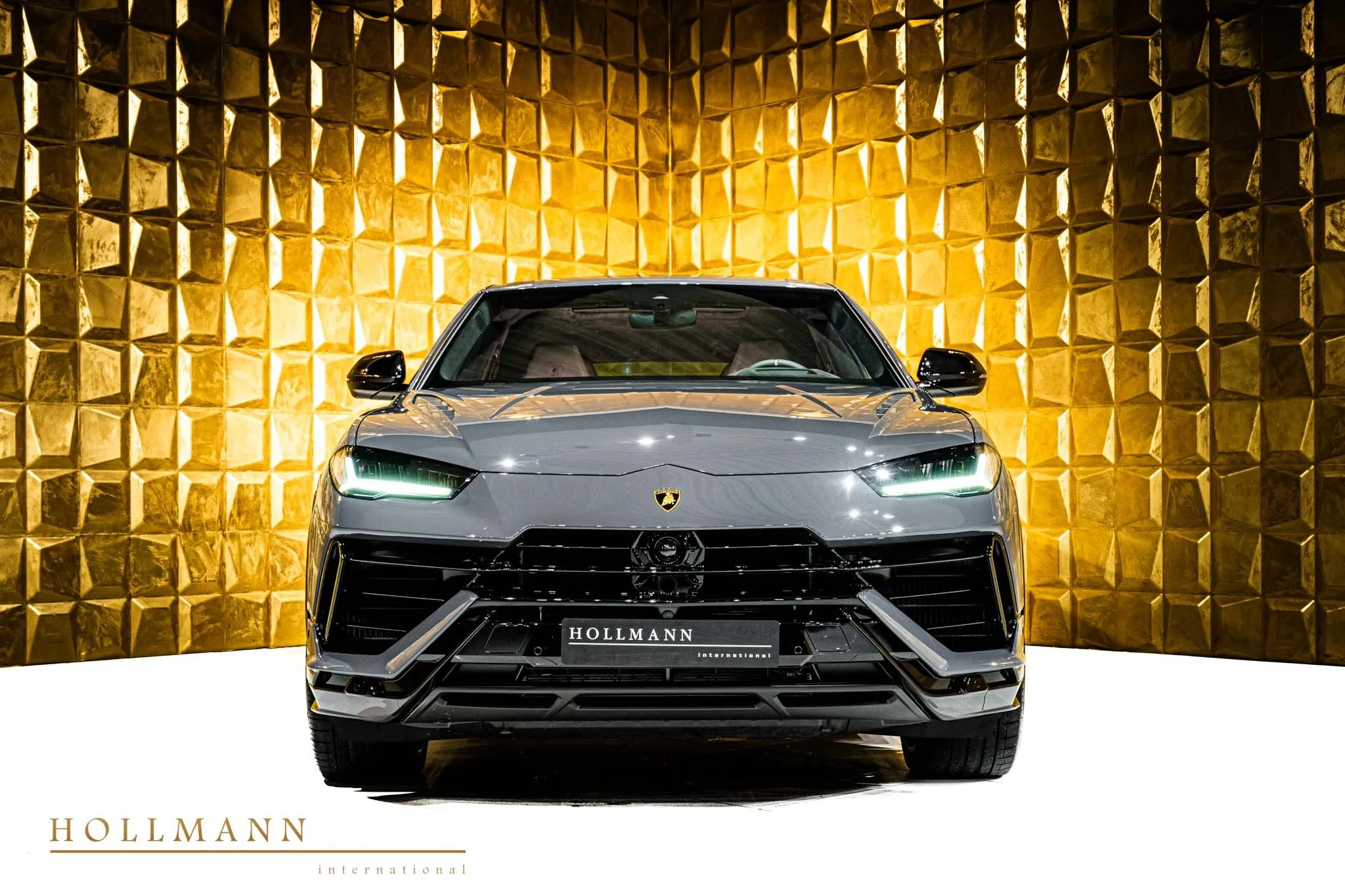 2024 Lamborghini Urus S for sale, exterior, Grigio Telesto