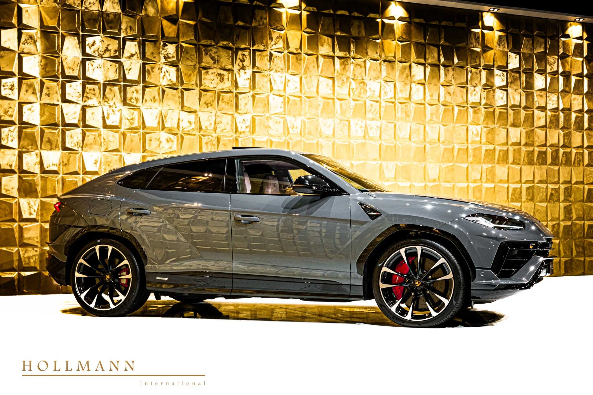 2024 Lamborghini Urus S, 11/19