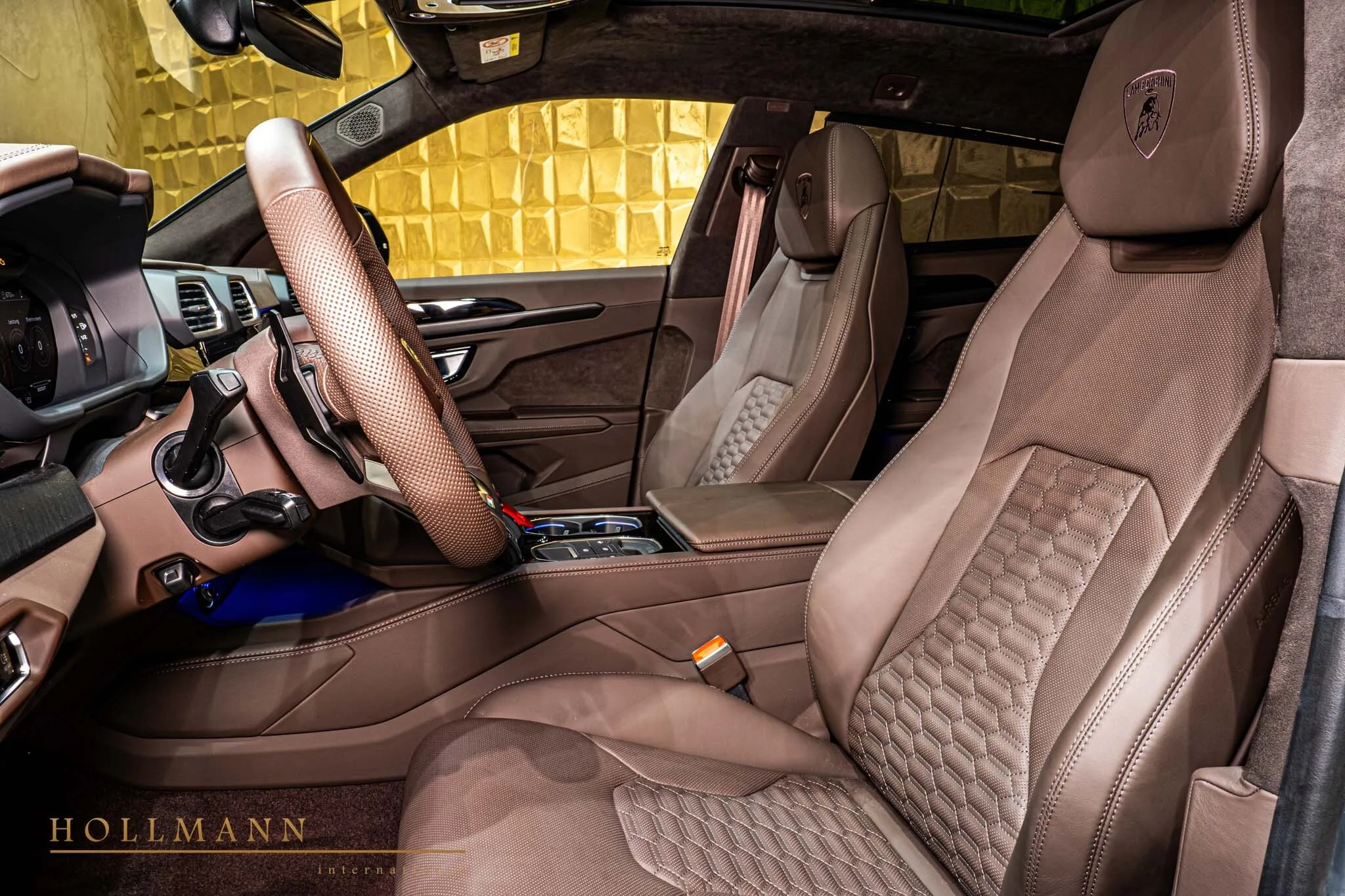 2024 Lamborghini Urus S interior, seats, Marrone Elpis