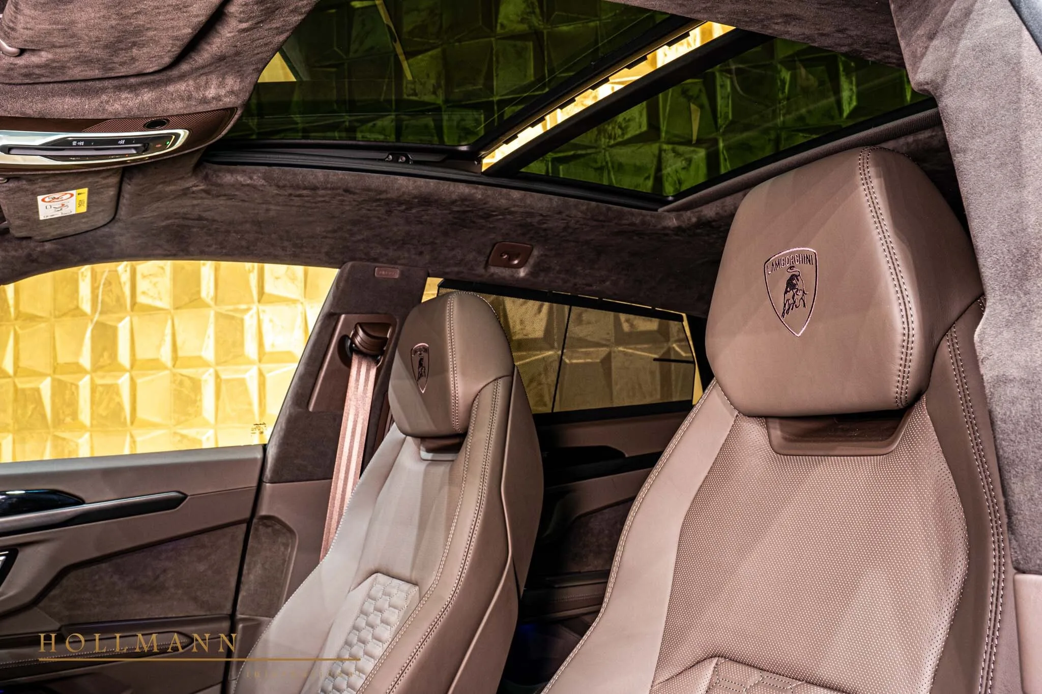 2024 Lamborghini Urus S interior, seats, Marrone Elpis