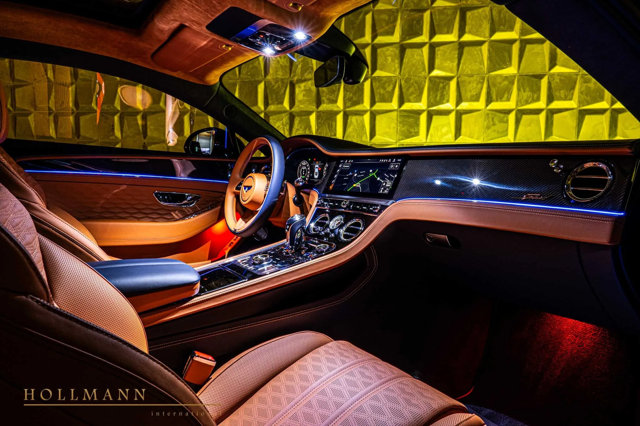 2024 Bentley Continental GT Speed First Edition interior, Newmarket Tan + Imperial Blue