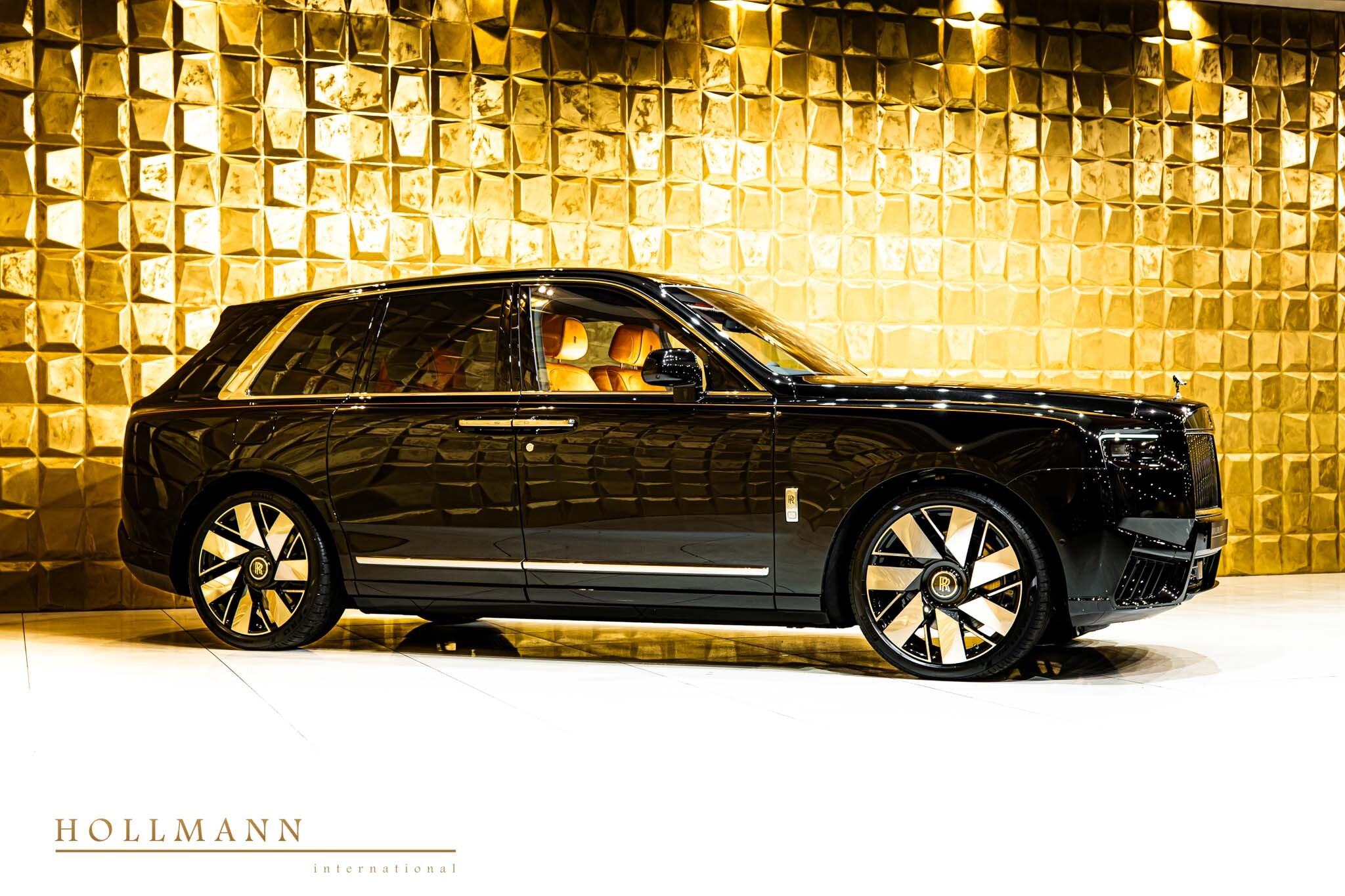 2024 Rolls-Royce Cullinan Series II, 8/17