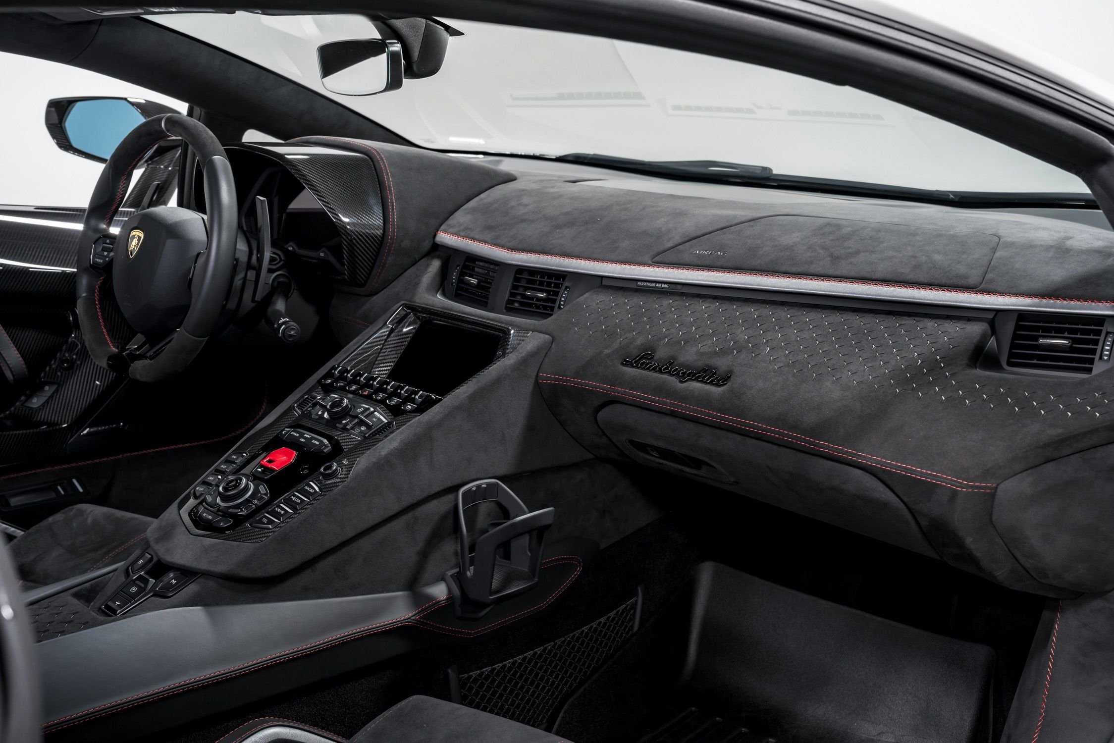 2022 Lamborghini Aventador Ultimae Coupe, 3/20