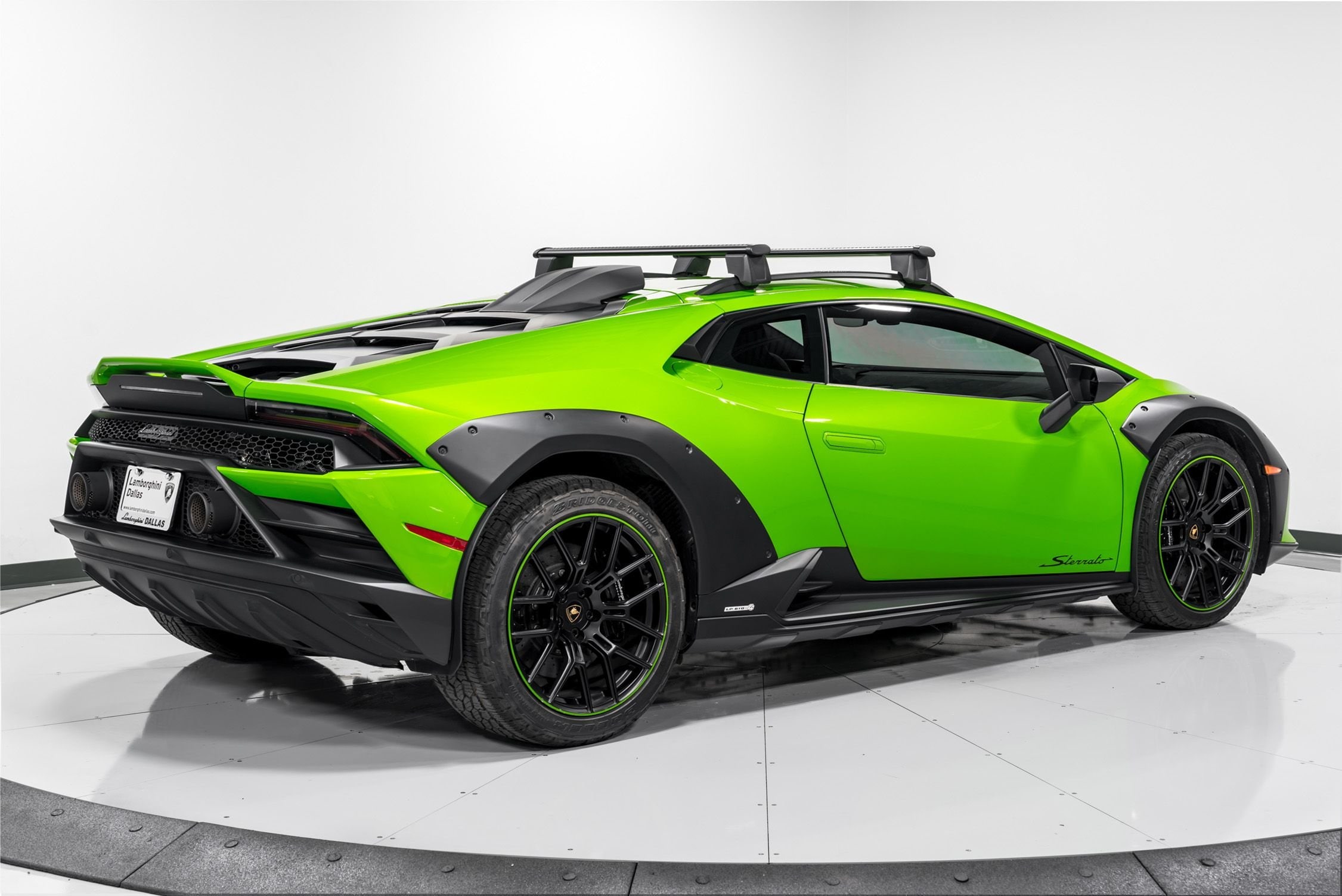 2023 Lamborghini Huracan Sterrato, 9/19