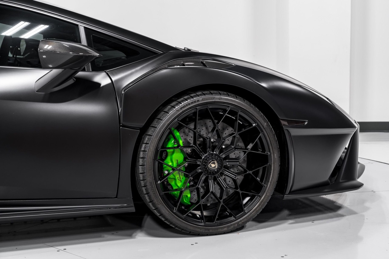2023 Lamborghini Huracan STO, 16/20