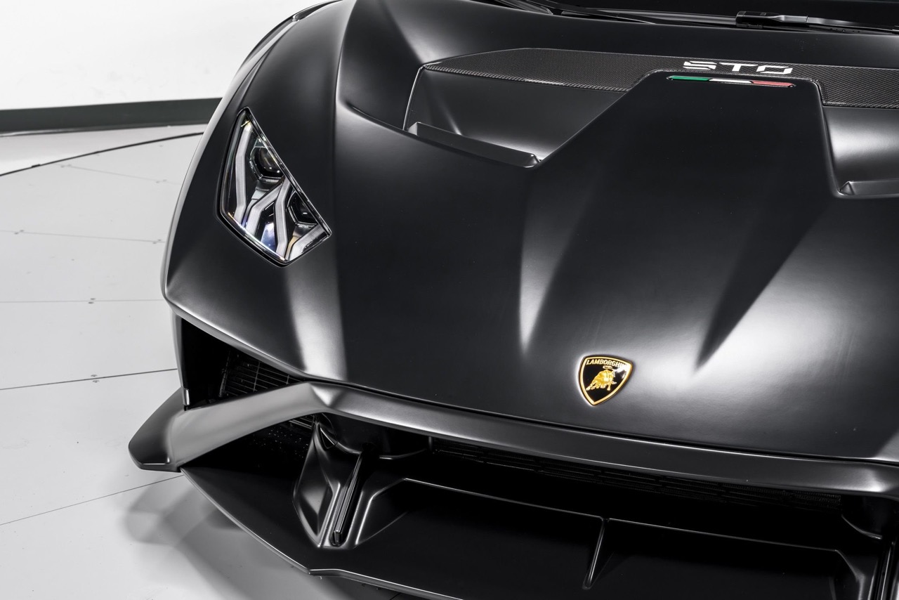 2023 Lamborghini Huracan STO, 18/20