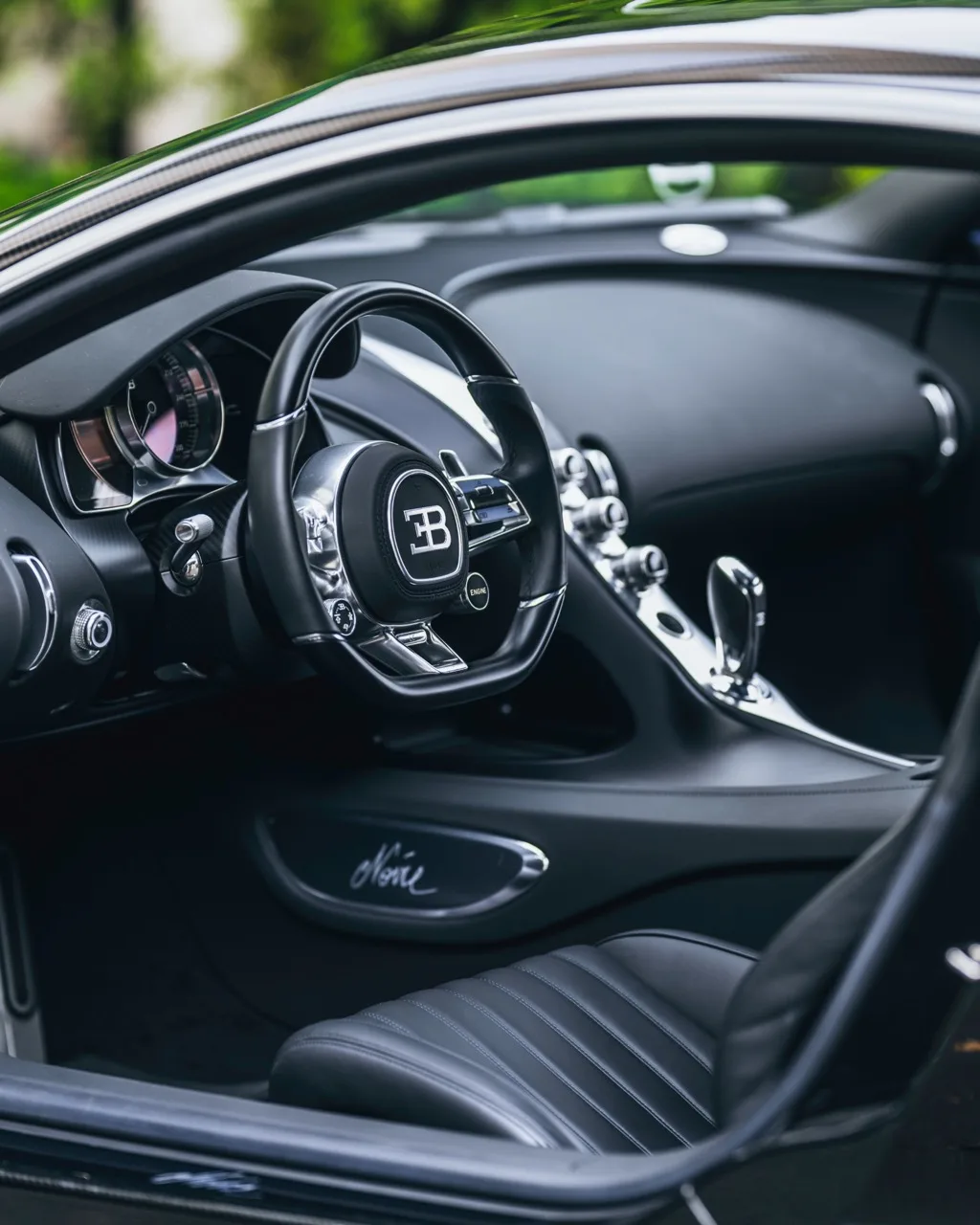 2020 Bugatti Chiron Sport interior, Black