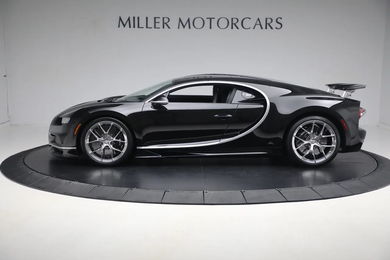 2020 Bugatti Chiron Sport, side profile, Black