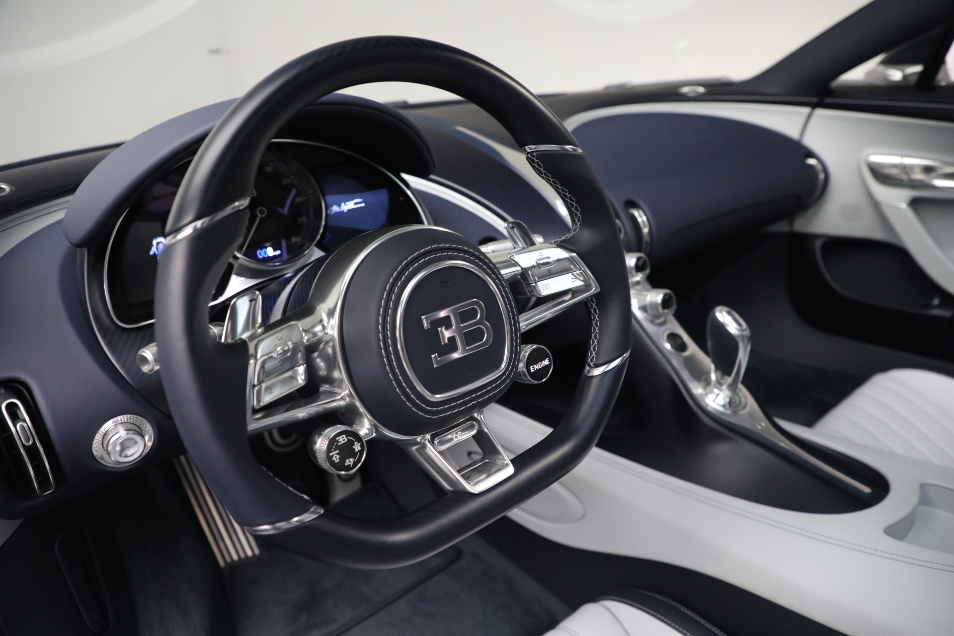 2020 Bugatti Chiron Sport, 8/22