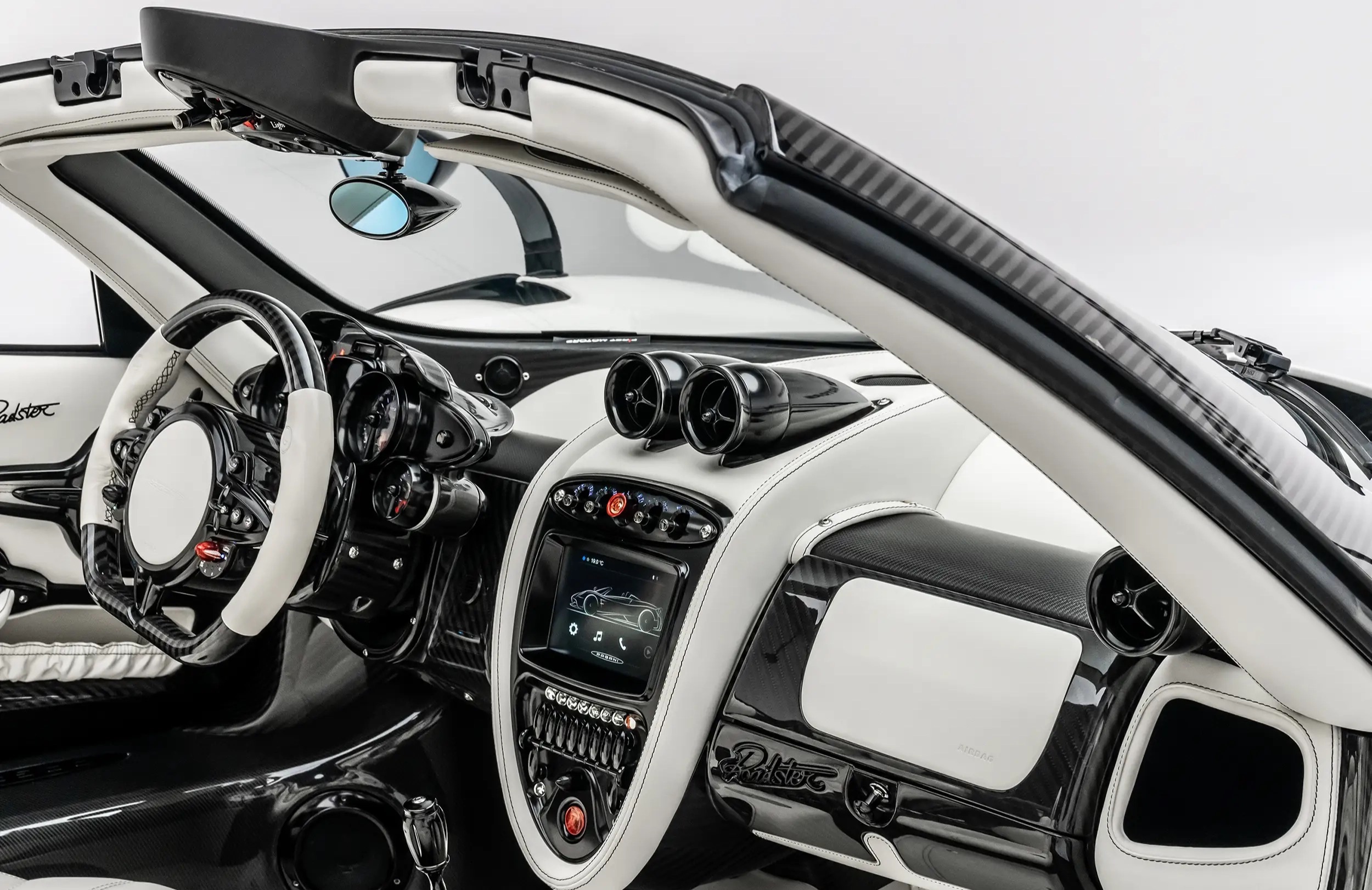 2018 Pagani Huayra Roadster, 4/16