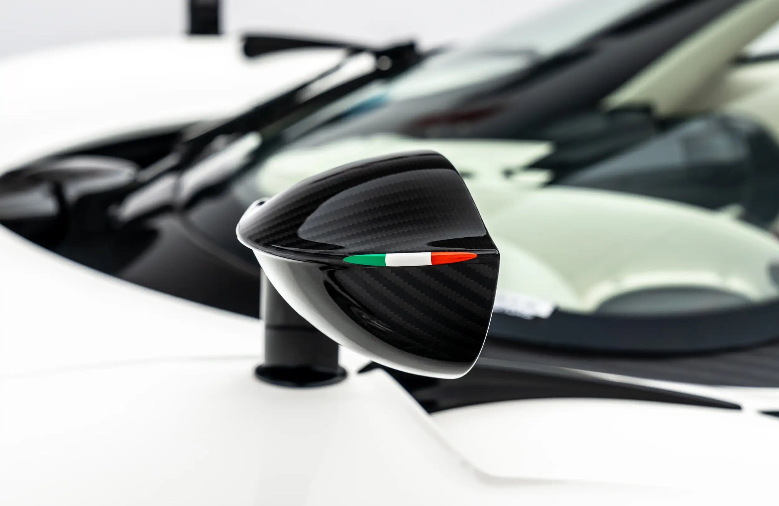 2018 Pagani Huayra Roadster, 6/16