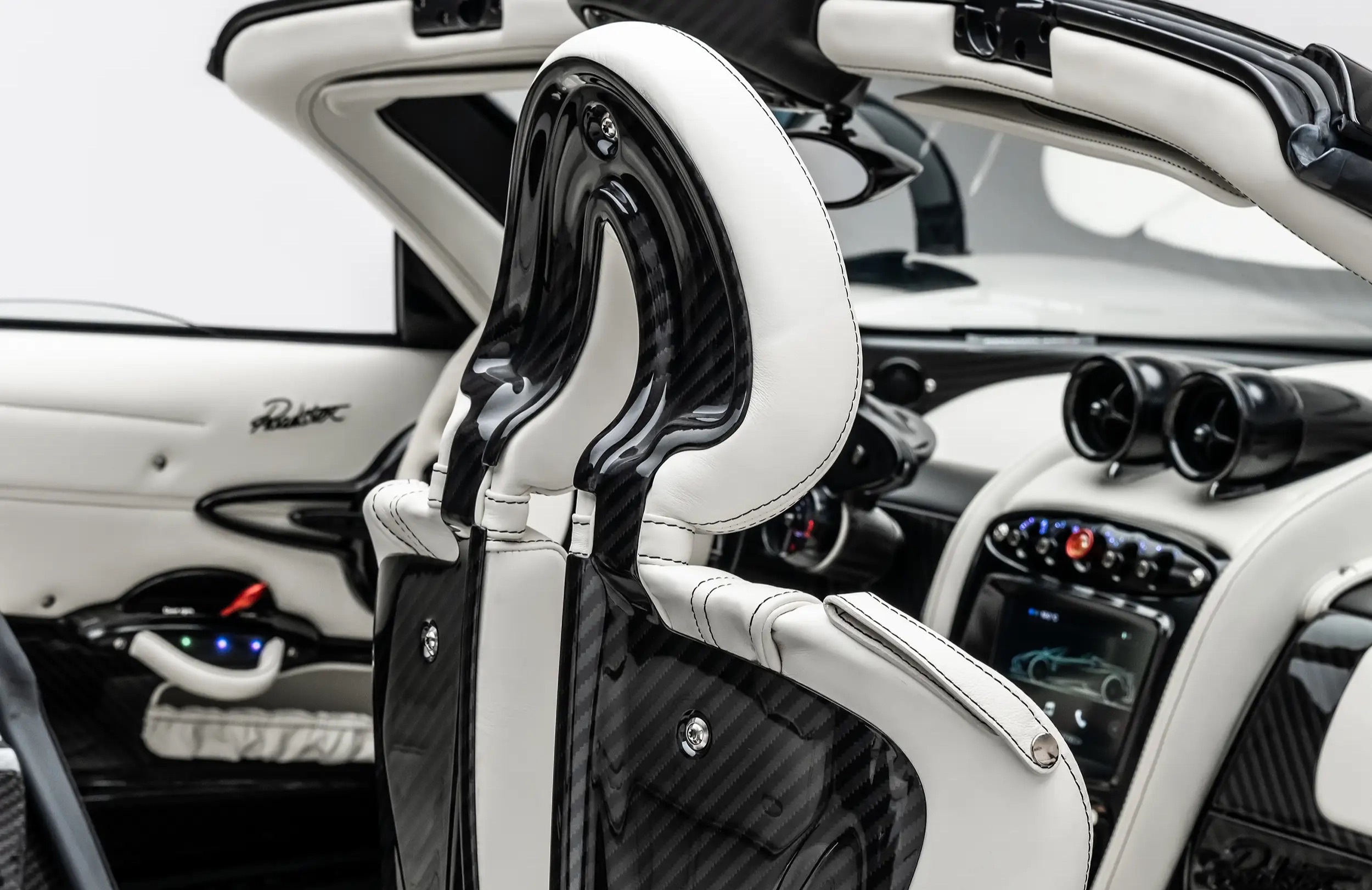 2018 Pagani Huayra Roadster, 12/16
