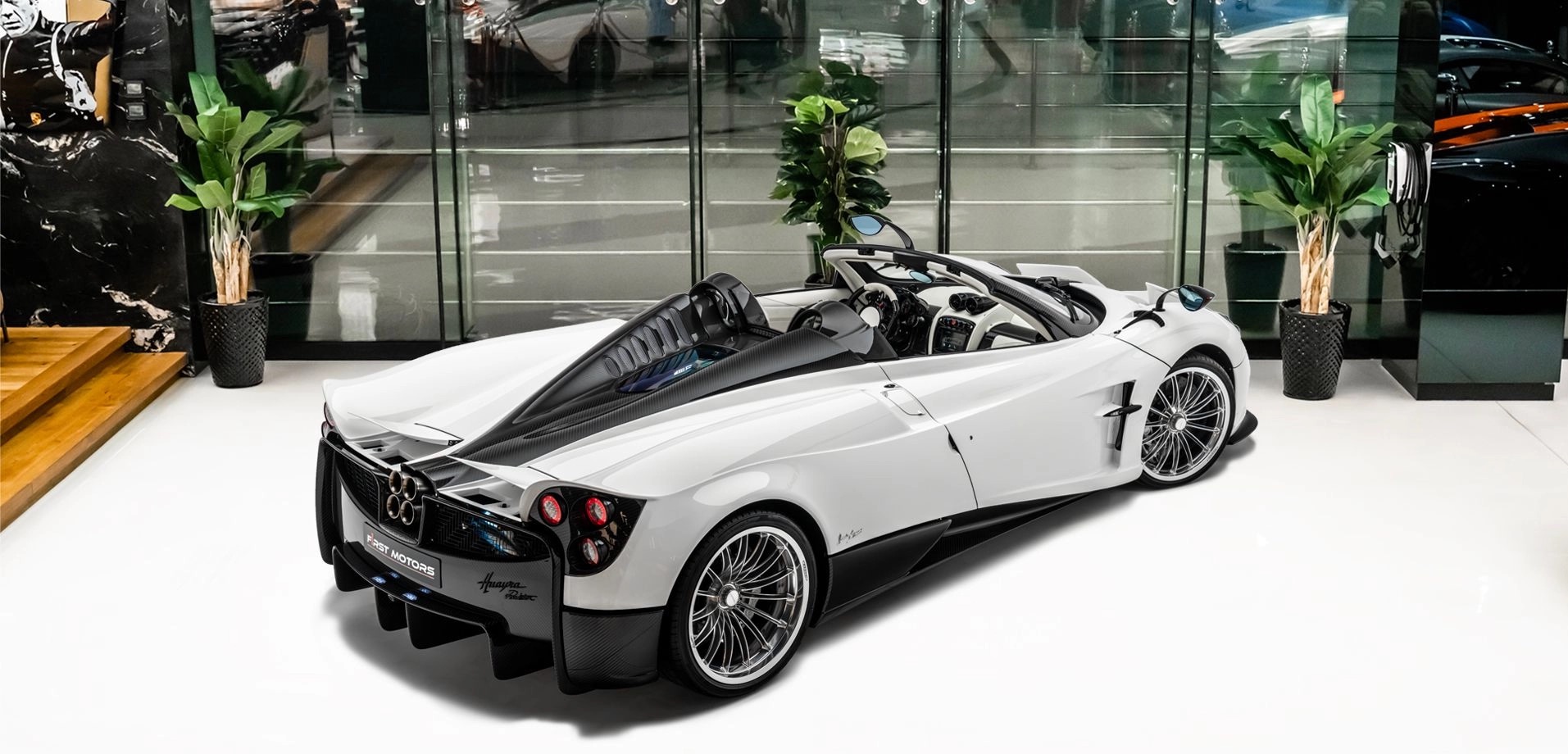 2018 Pagani Huayra Roadster, 16/16