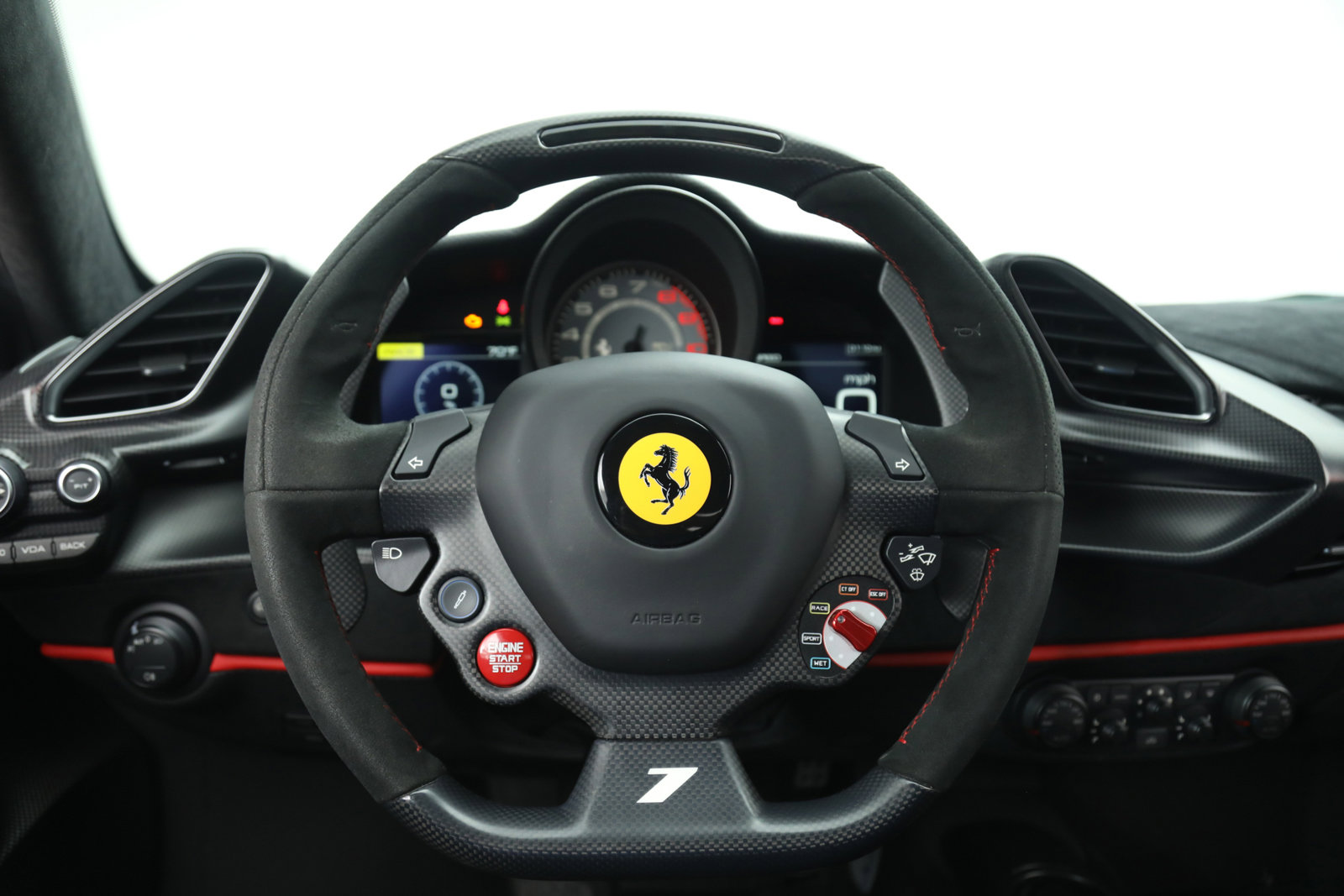 2018 Ferrari 488 Pista Piloti, 8/18