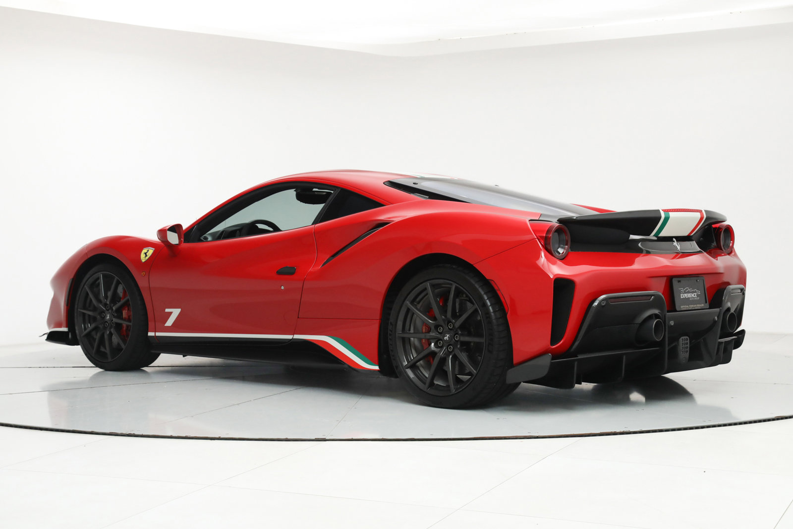 2018 Ferrari 488 Pista Piloti, 17/18
