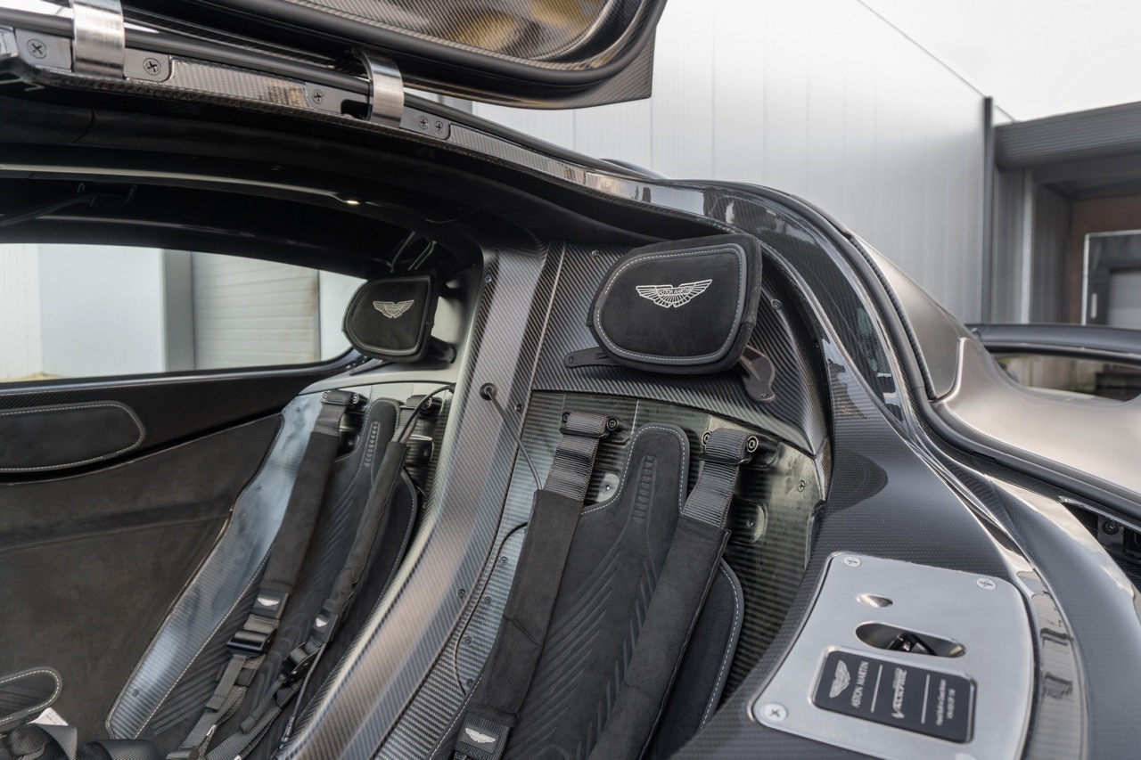 2022 Aston Martin Valkyrie, 25/40