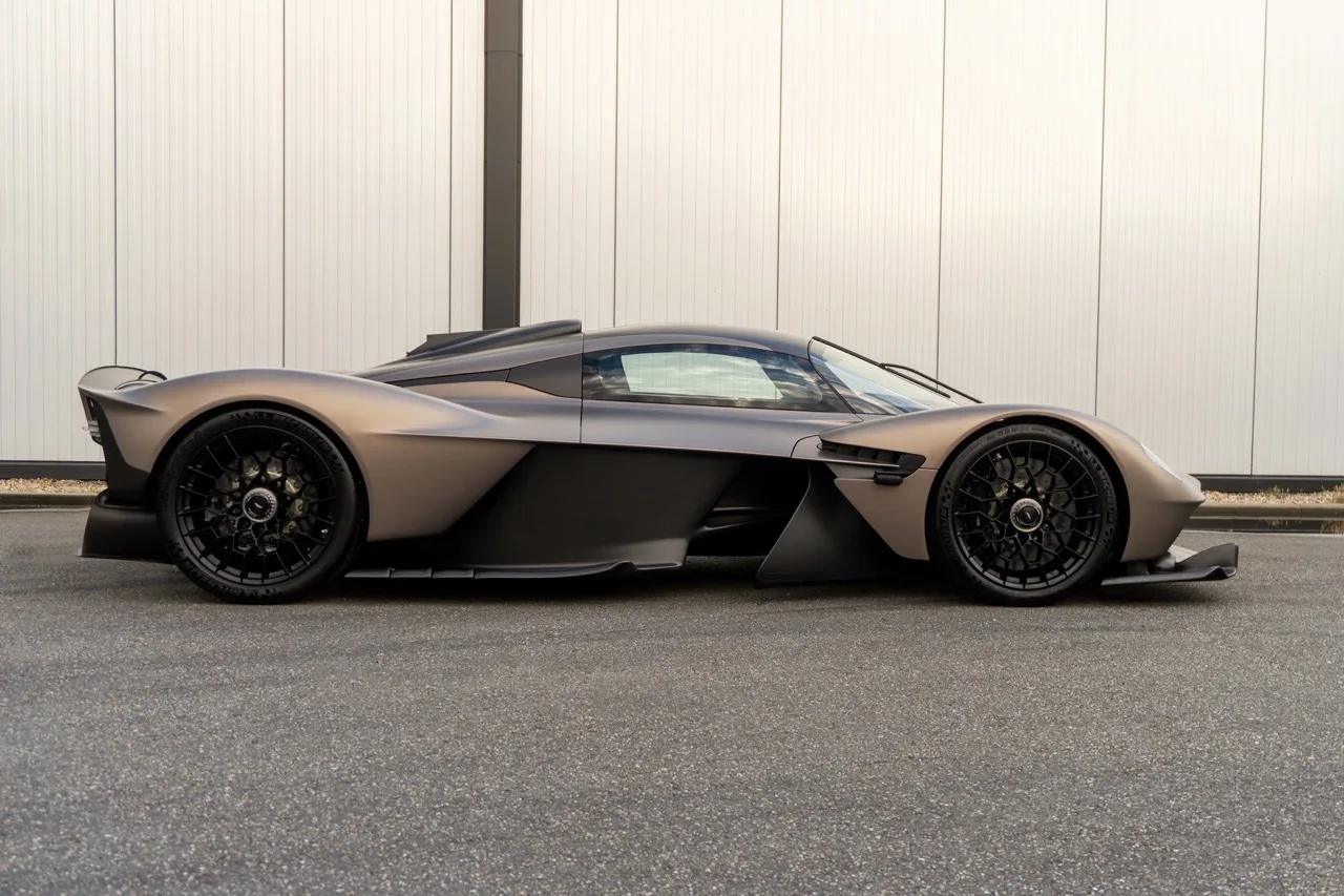 2022 Aston Martin Valkyrie for sale, exterior, Satin Arizona Bronze