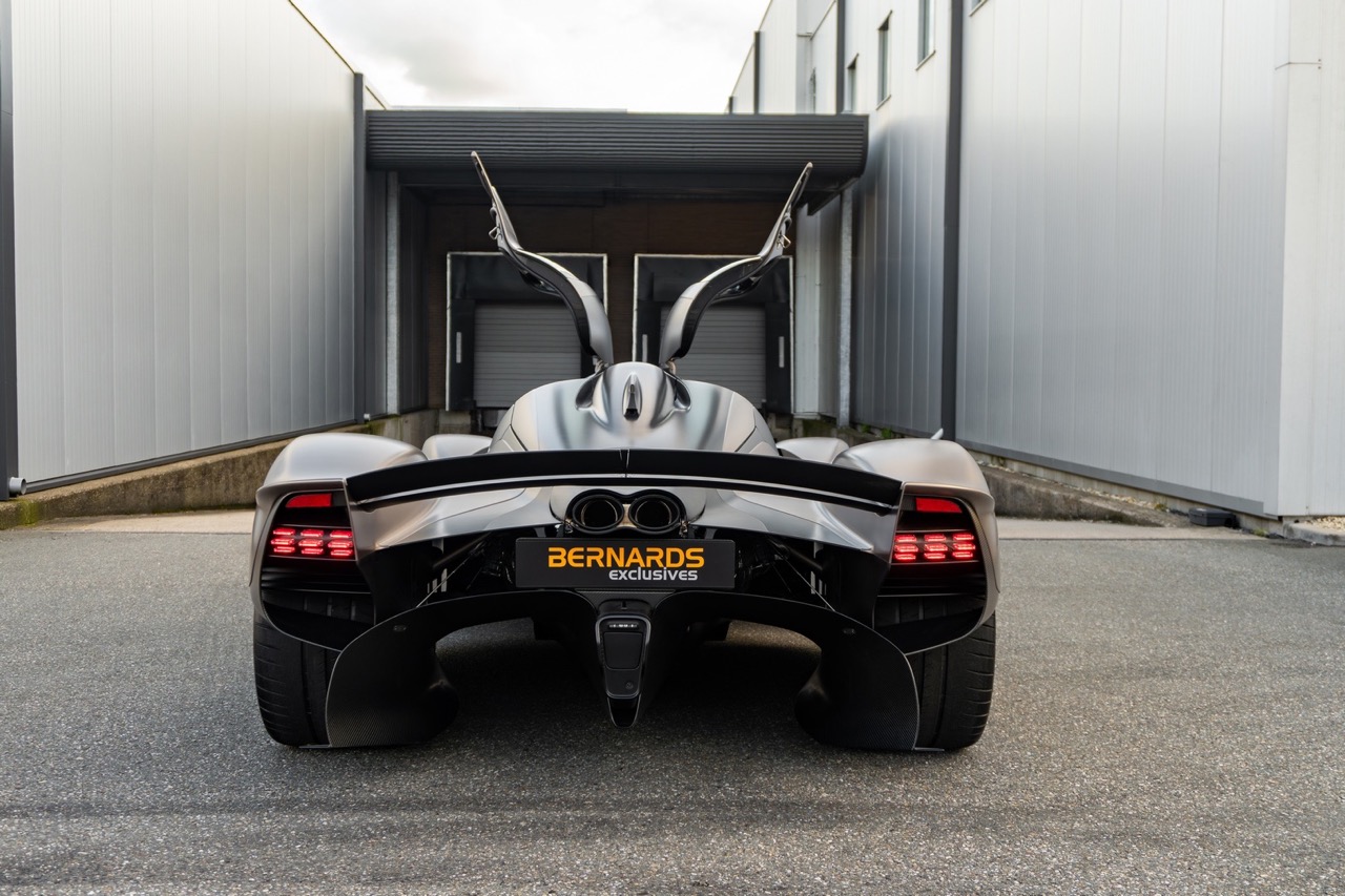 2022 Aston Martin Valkyrie, 28/40