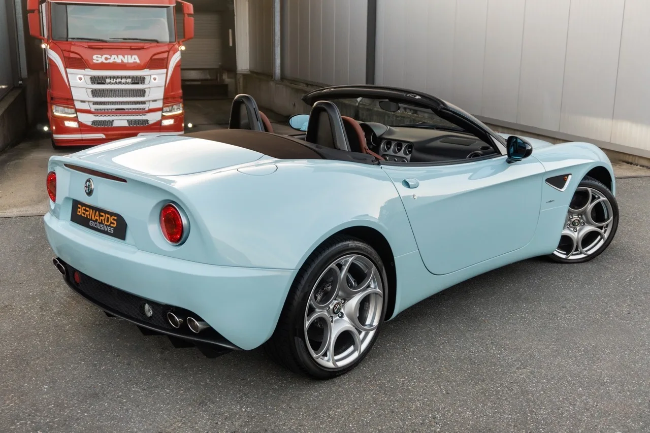2013 Alfa Romeo 8C Spider, rear three-quarter view, Celeste
