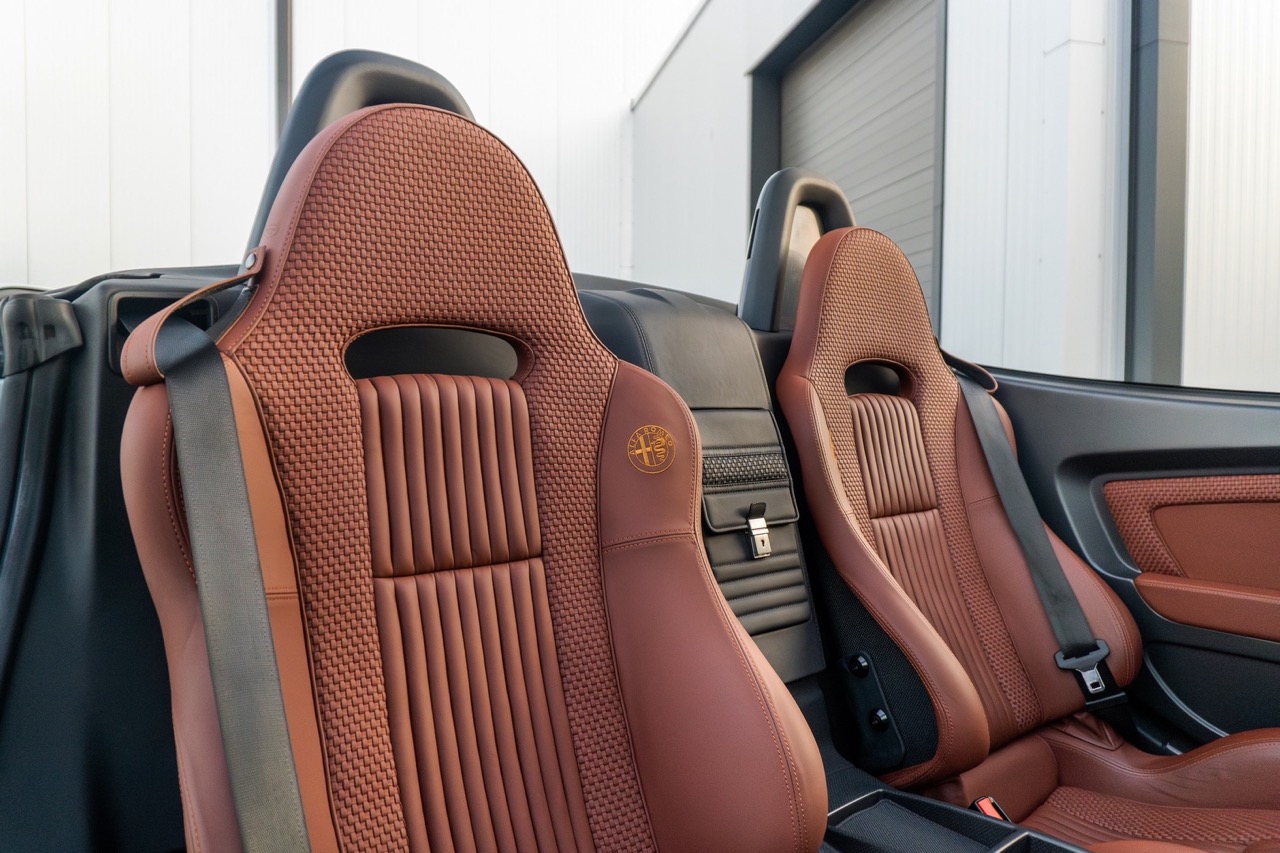 2013 Alfa Romeo 8C Spider, 17/20