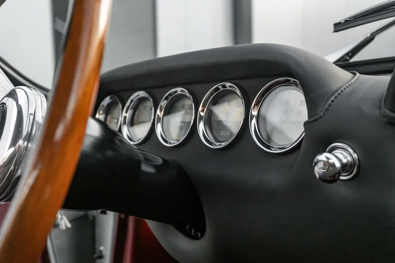 1962 Ferrari 250 GT Lusso interior, steering wheel, Saddle leather