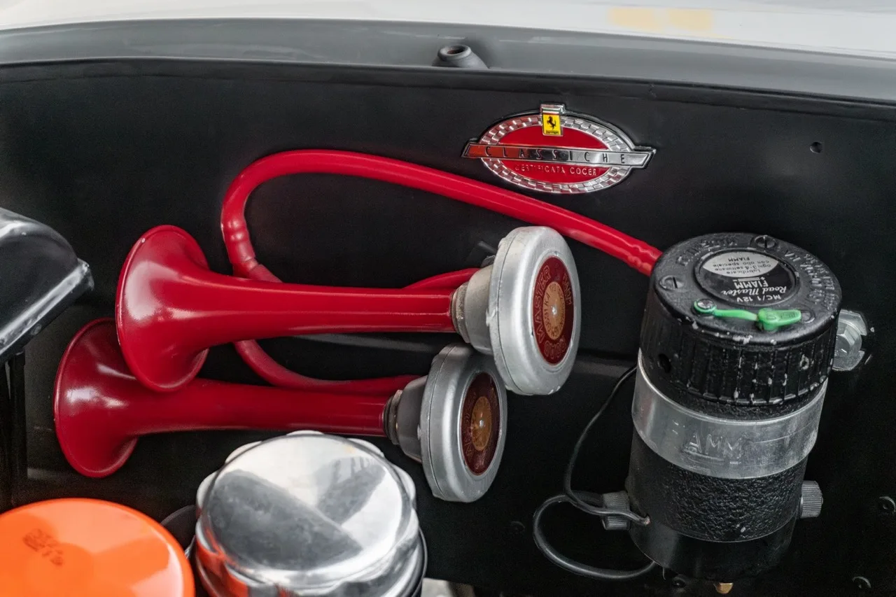 1962 Ferrari 250 GT Lusso engine
