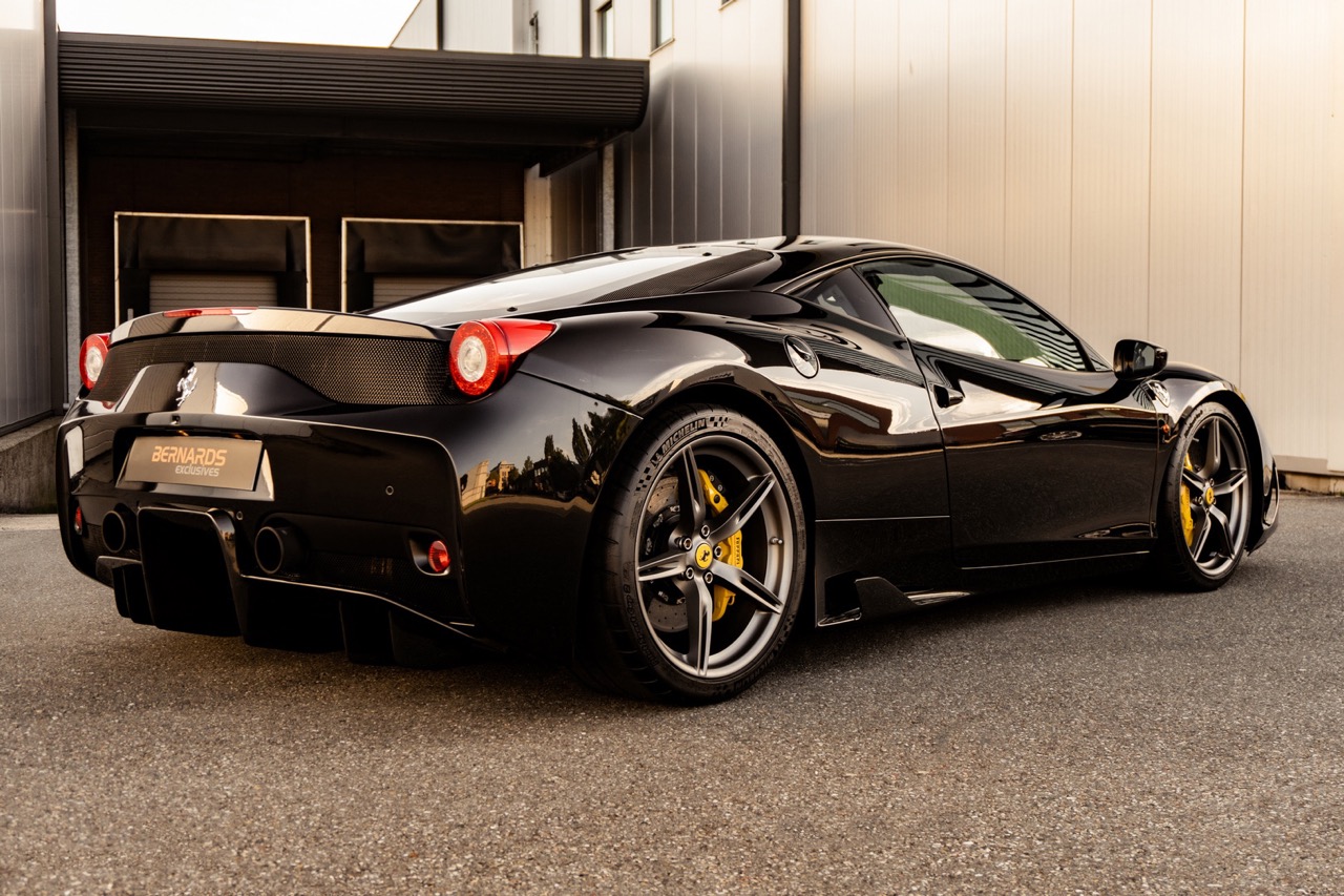 2015 Ferrari 458 Speciale, 9/20