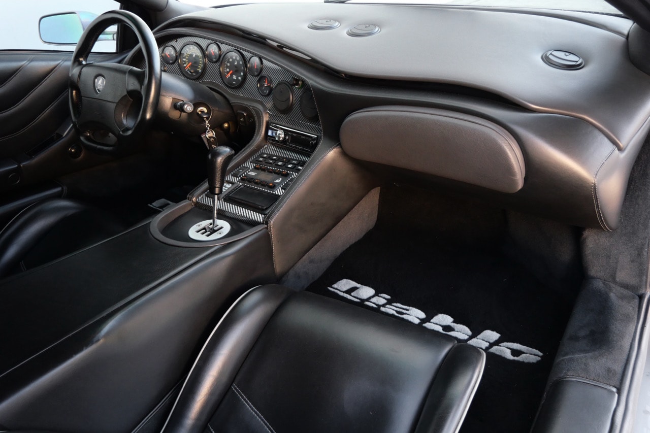 1999 Lamborghini Diablo VT, 18/20
