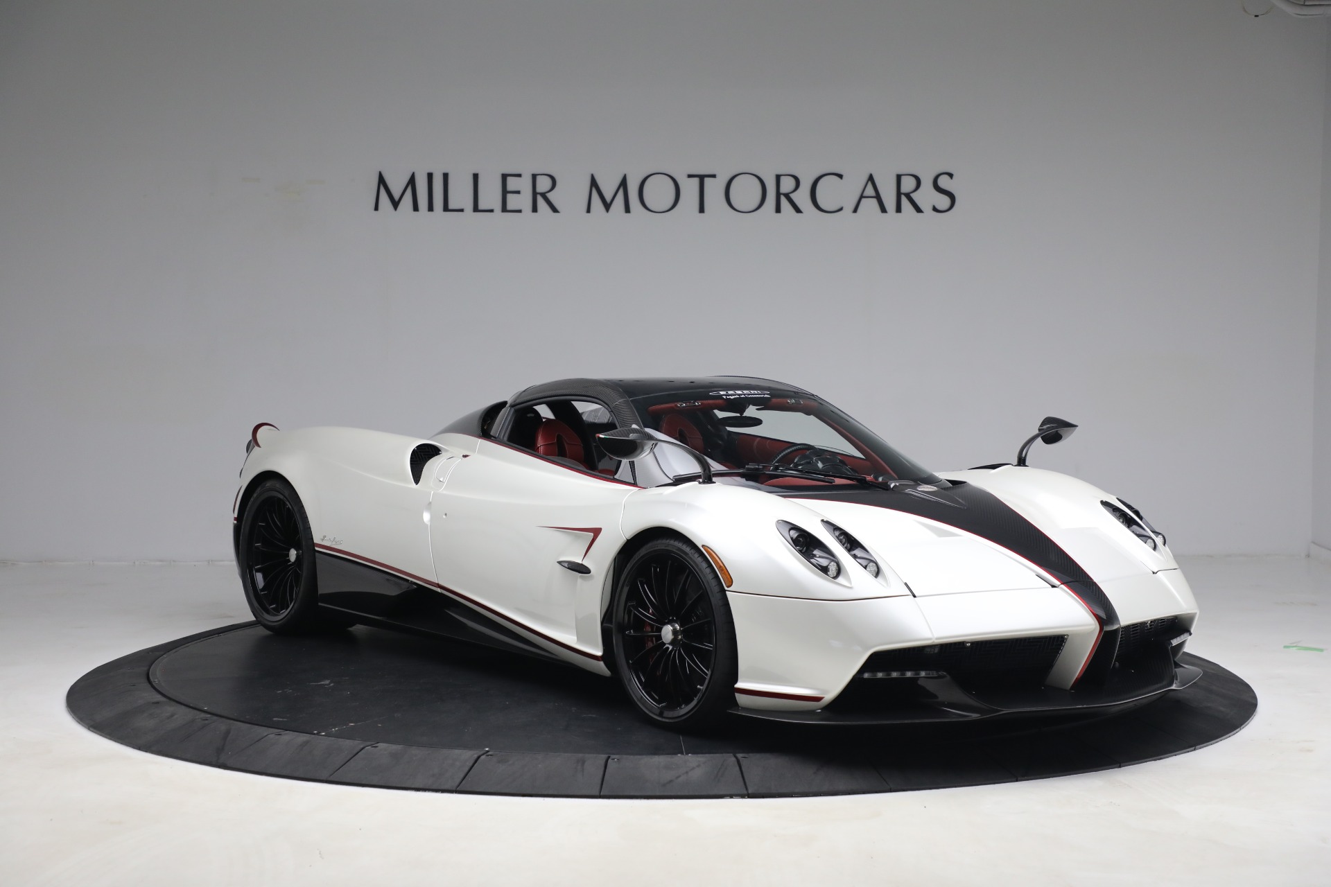 2017 Pagani Huayra Roadster, 2/32