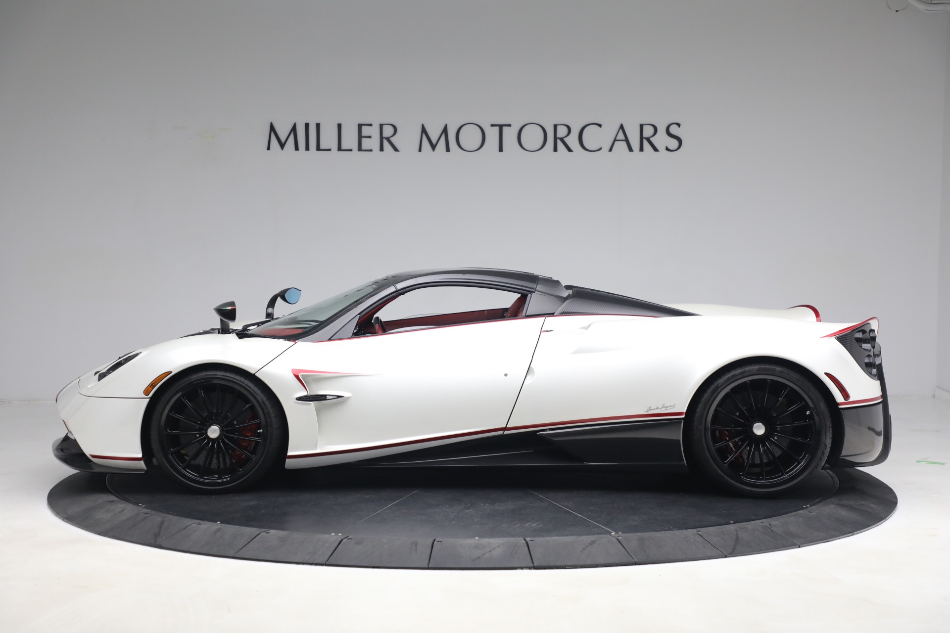 2017 Pagani Huayra Roadster, 5/32