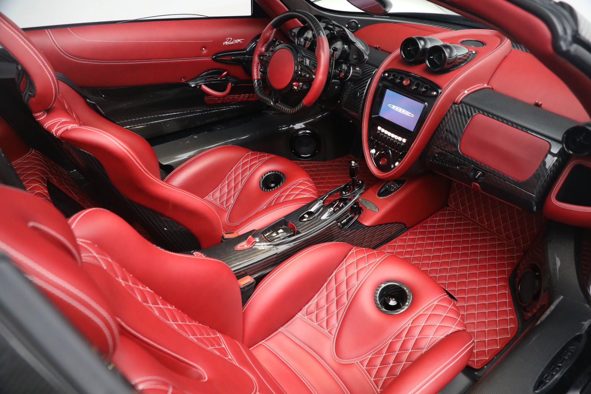 2017 Pagani Huayra Roadster, 13/32