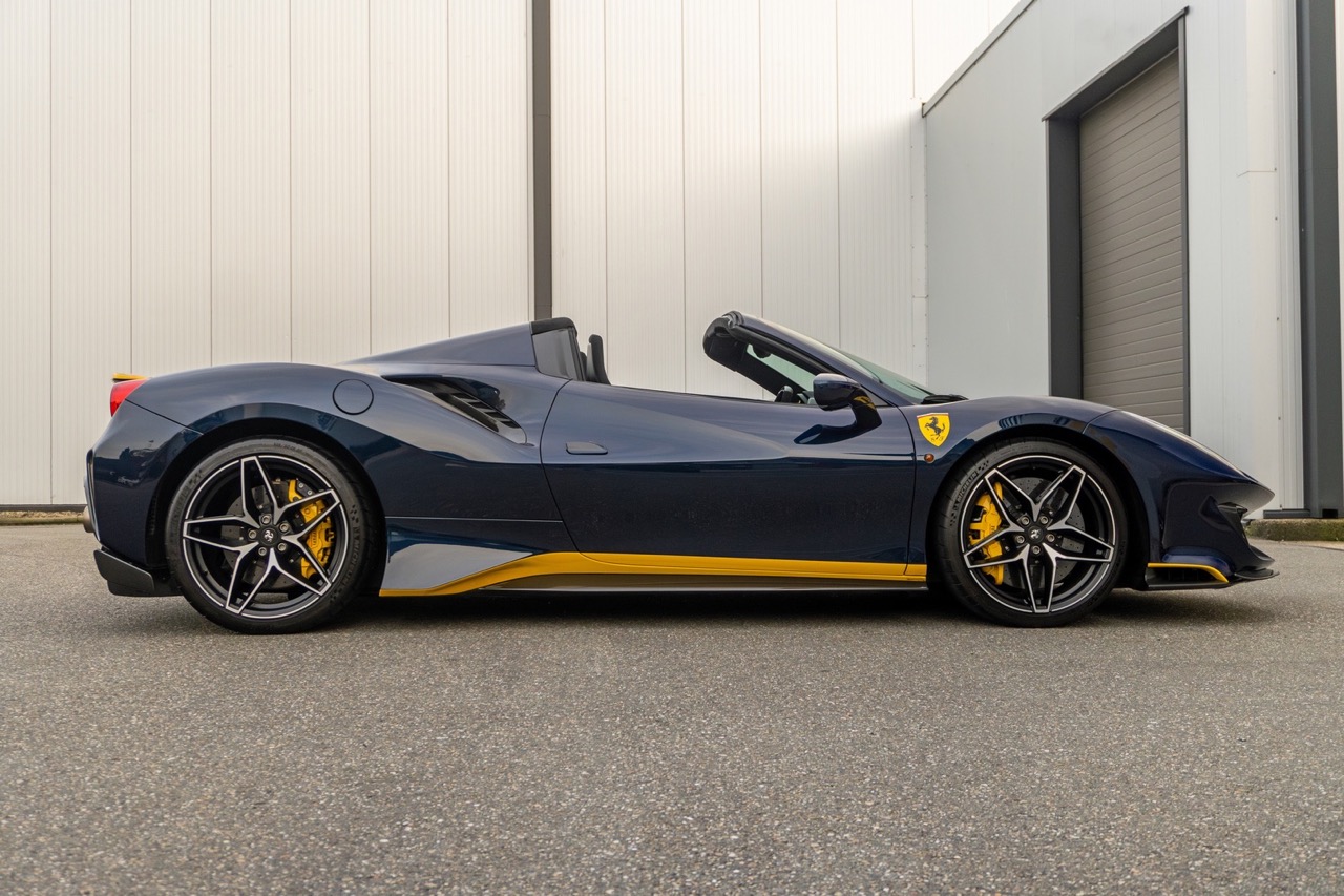 2020 Ferrari 488 Pista Spider, 4/19