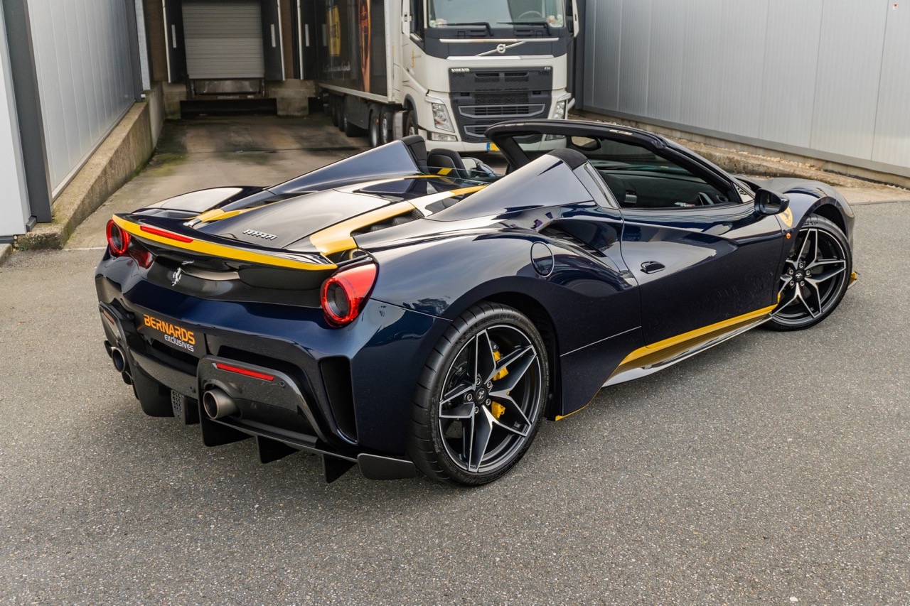 2020 Ferrari 488 Pista Spider, 14/19