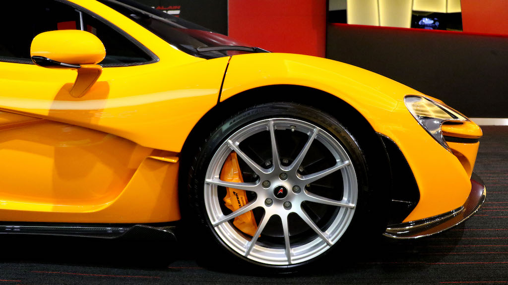 2014 McLaren P1, 18/19