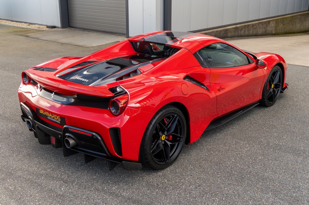 2020 Ferrari 488 Pista Spider, 13/19