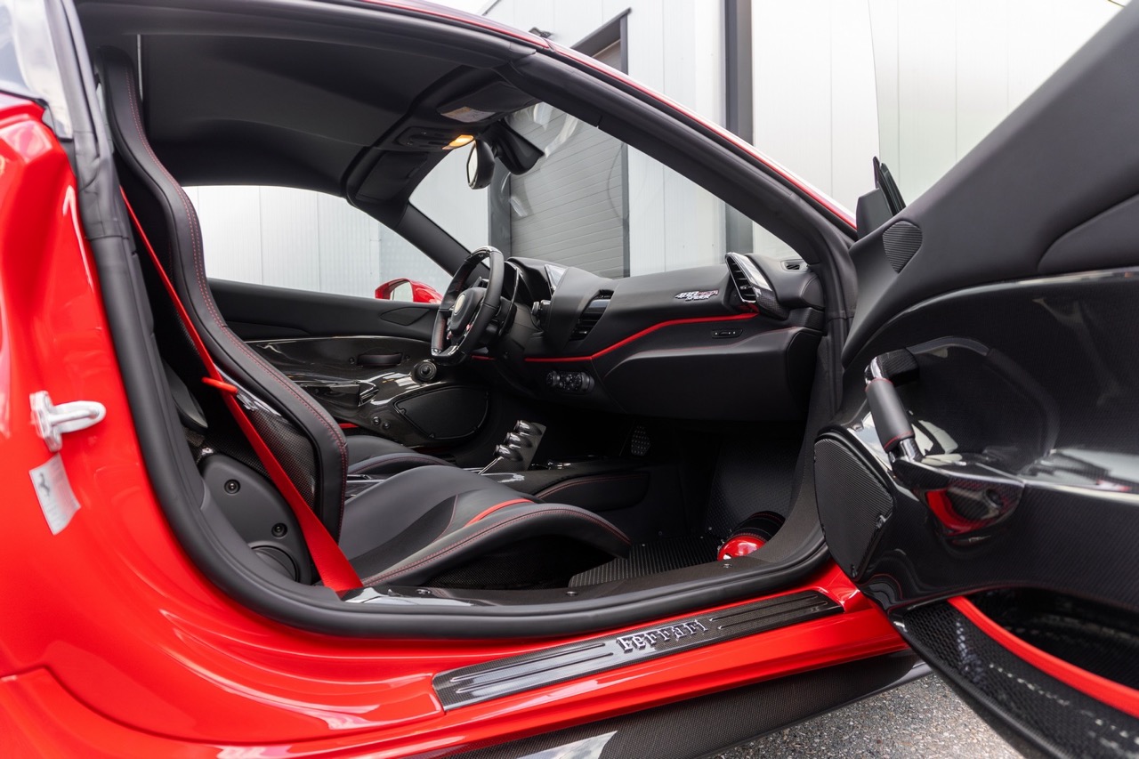 2020 Ferrari 488 Pista Spider, 15/19