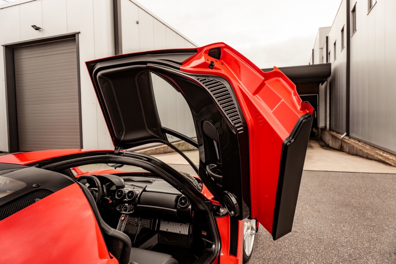 2004 Ferrari Enzo, 8/20