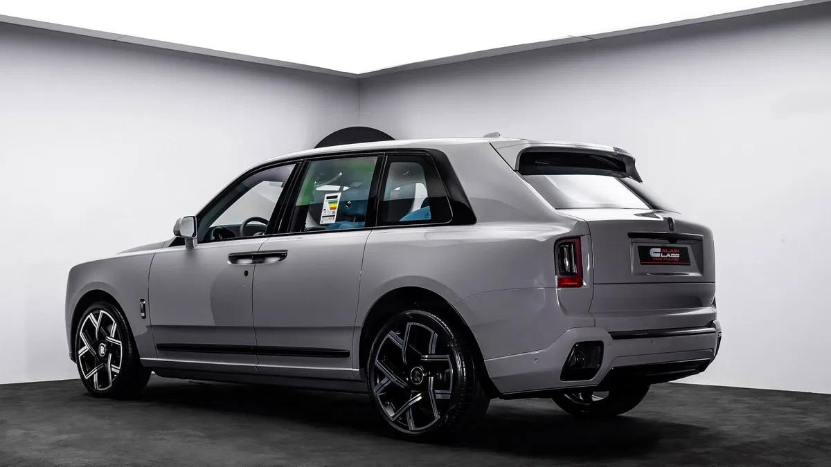 2024 Rolls-Royce Cullinan Black Badge for sale, exterior, Grey