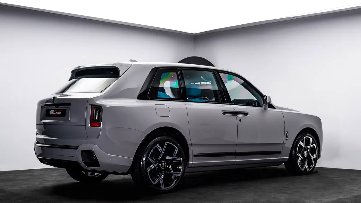 2024 Rolls-Royce Cullinan Black Badge for sale, exterior, Grey