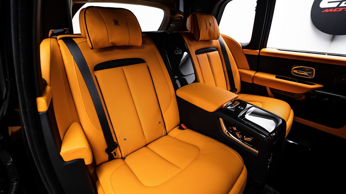 2024 Rolls-Royce Cullinan Black Badge, 4/16